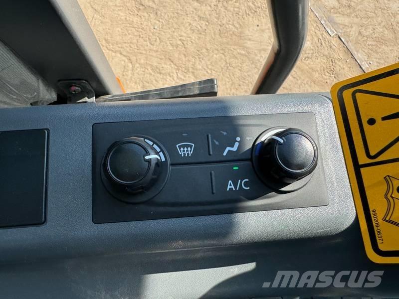 Doosan DX60E-10N NEW! Mini excavators < 7t