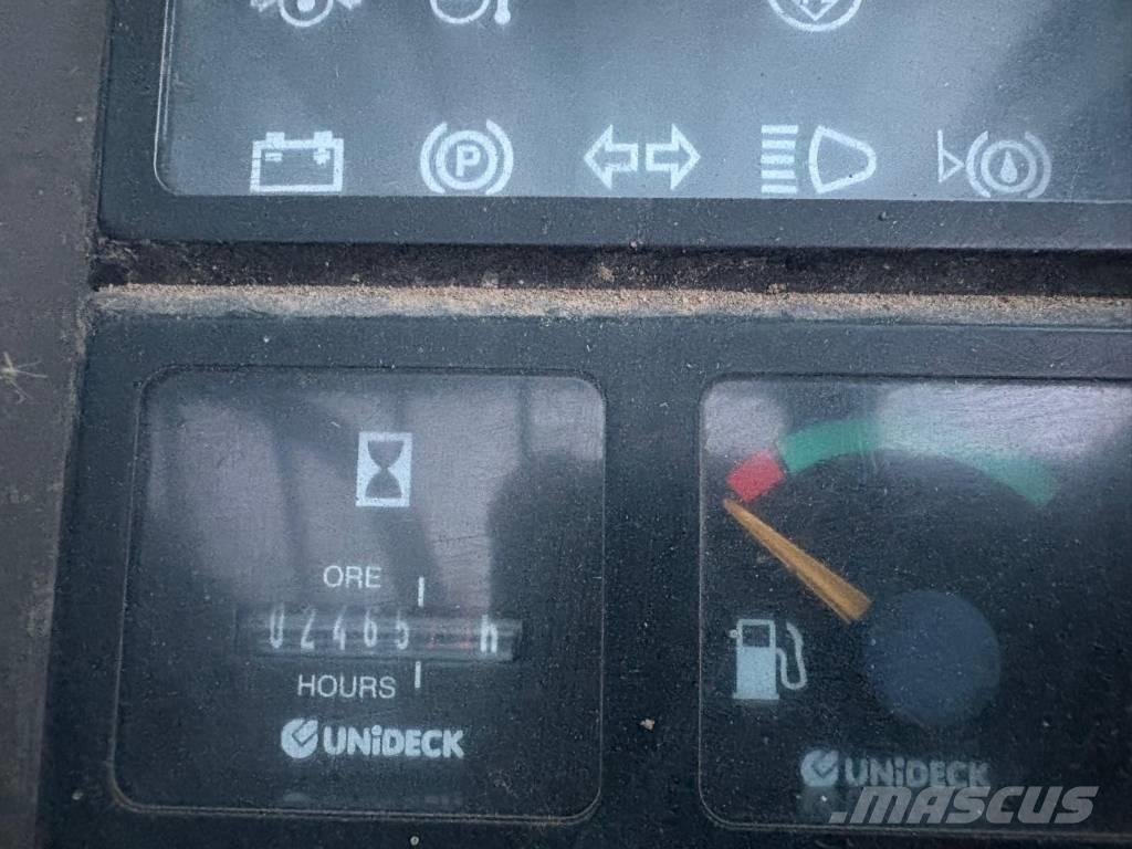 Manitou M 26.4 Rough terrain truck