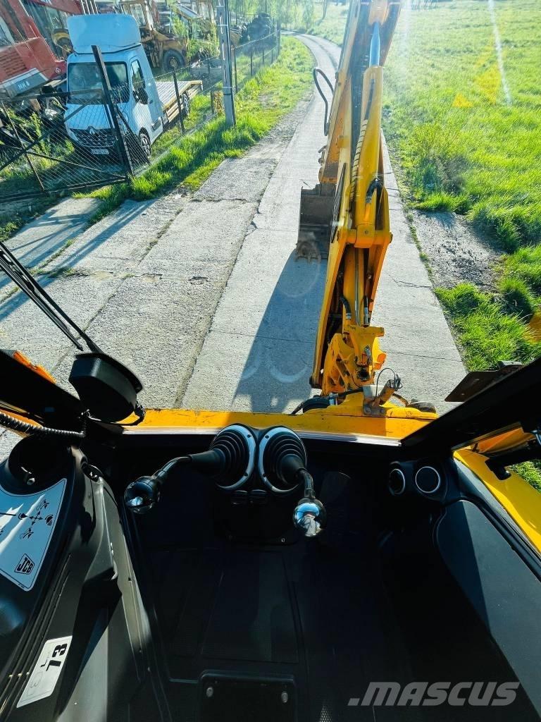 JCB 3 CX Super, 4CX TLB's