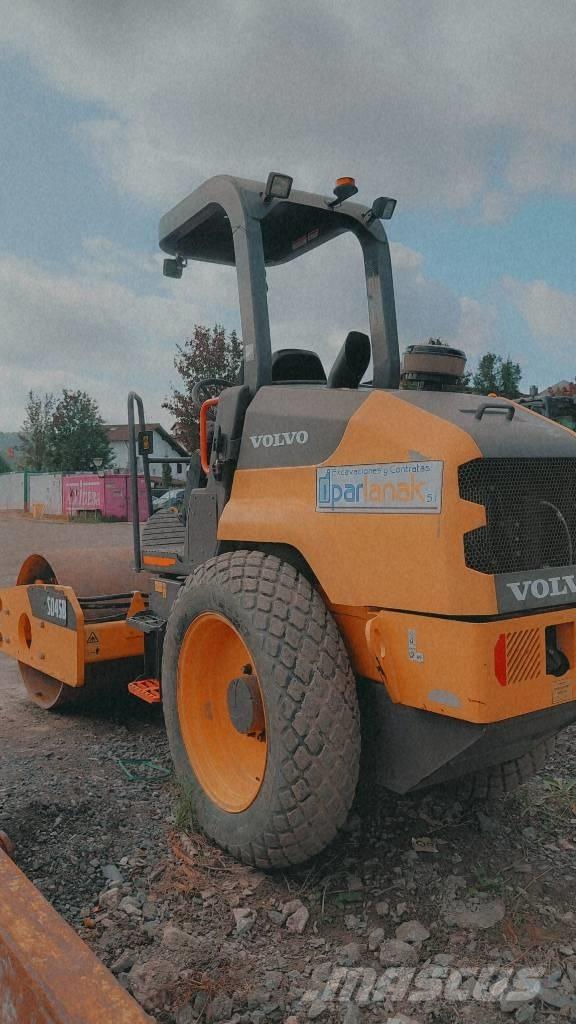 Volvo SD 45 B Single drum rollers