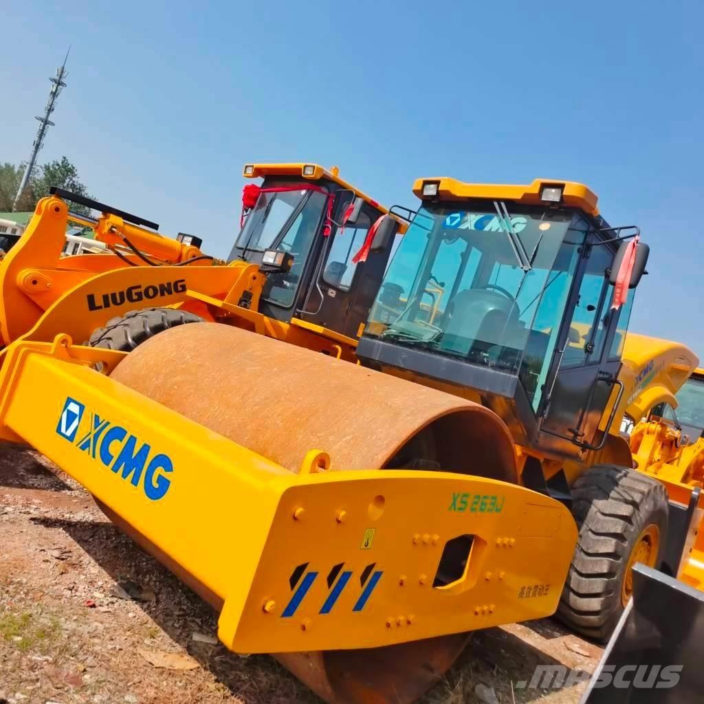 XCMG XS263J Single drum rollers