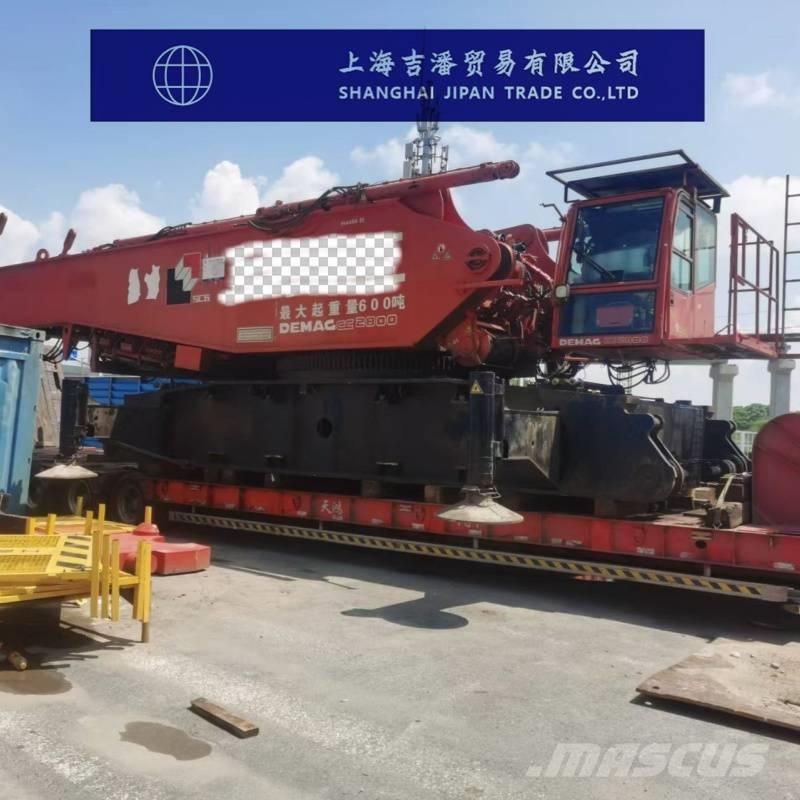 Demag CC 2800 Tracked cranes