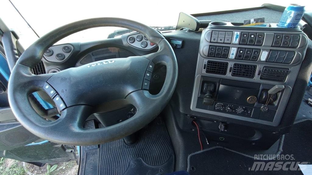Iveco AS 440 S45 TP Truck Tractor Units