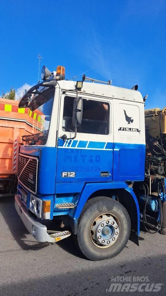 Volvo F 12 Crane trucks