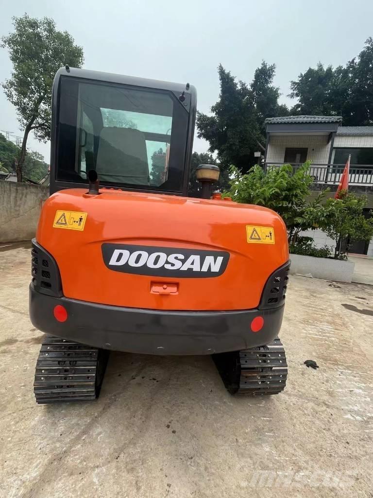 Doosan DH 60-7 Mini excavators < 7t