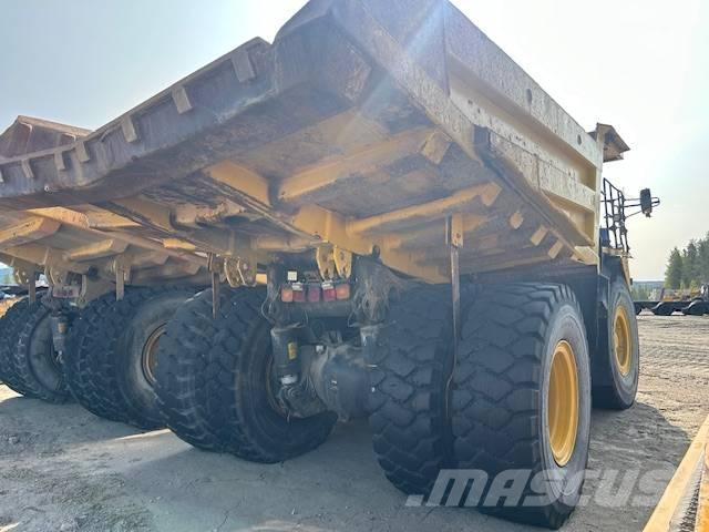 Komatsu 605-7 Rigid dump trucks