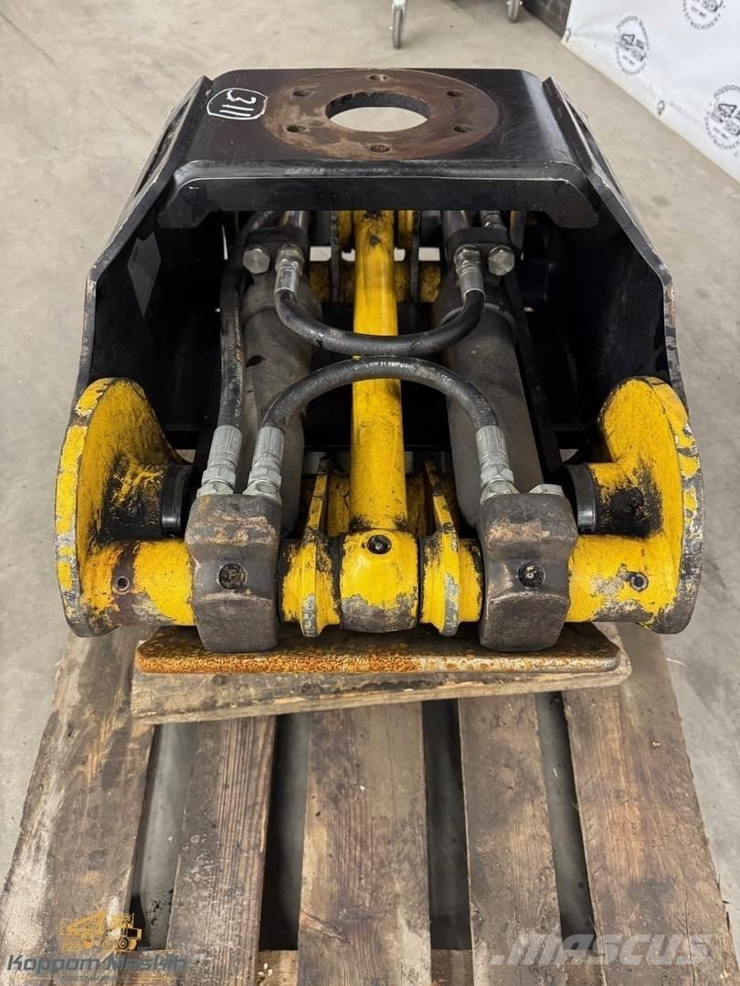 HSP Gripen 035 Grapples