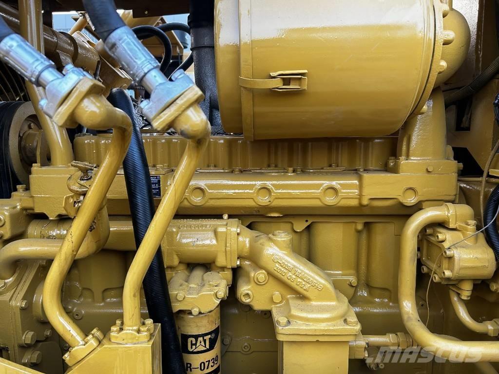 CAT D7G Crawler dozers