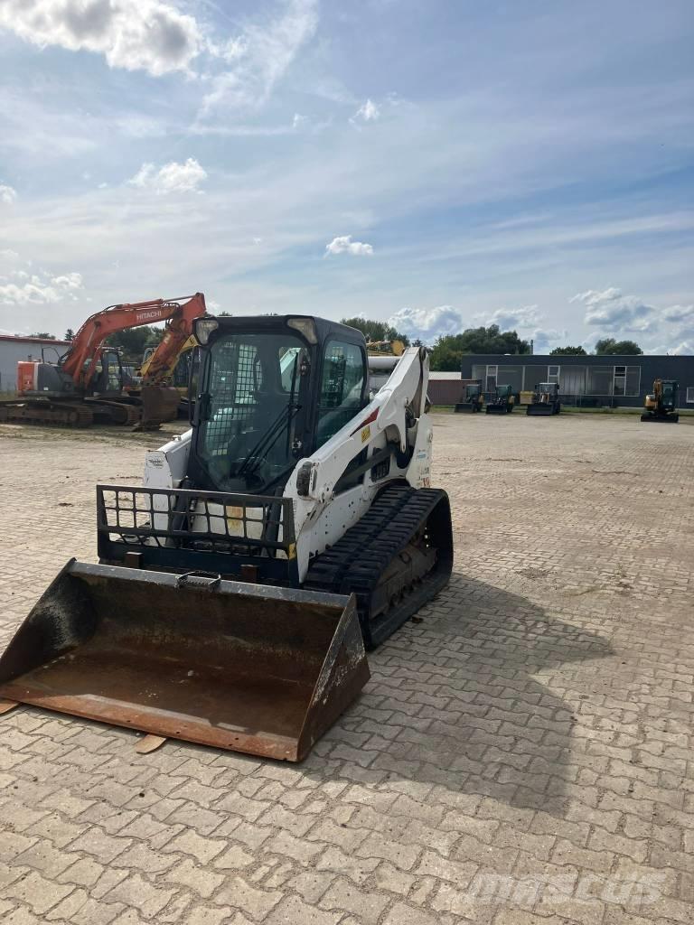 Bobcat T 770 Crawler FEL's