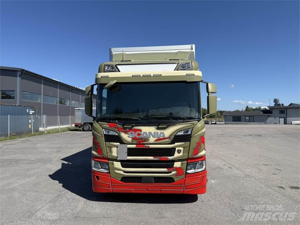 Scania P320 4X2 Van Body Trucks