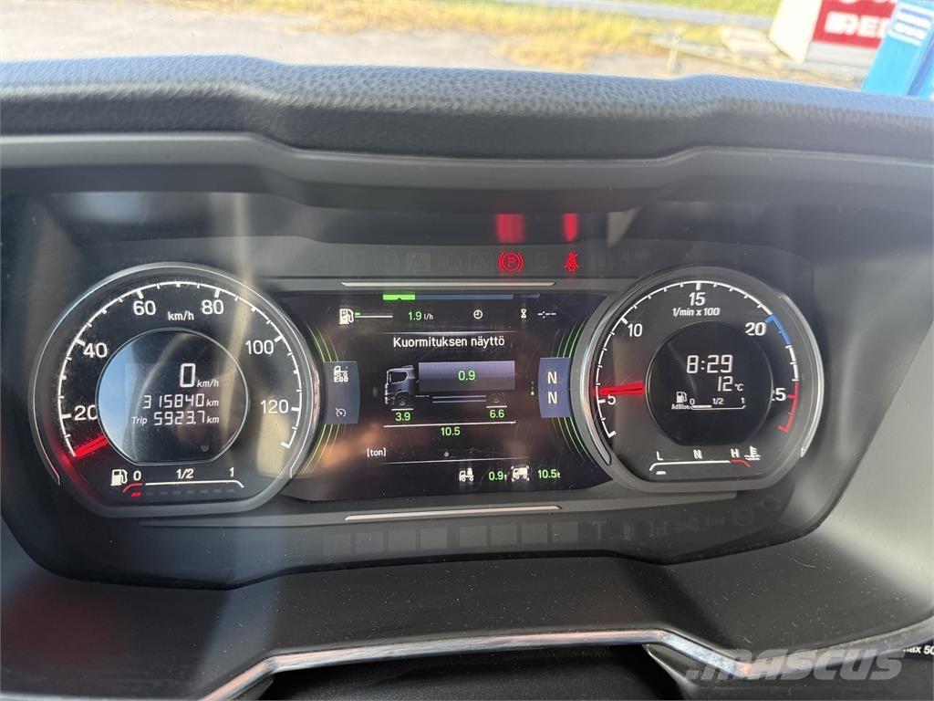 Scania P320 4X2 Van Body Trucks