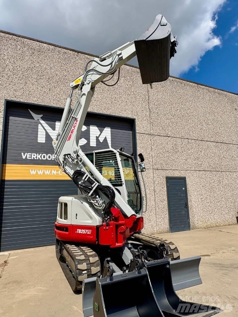Takeuchi TB 257 FR Mini excavators < 7t