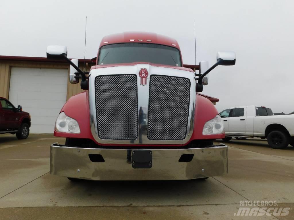 Kenworth T 680 Truck Tractor Units