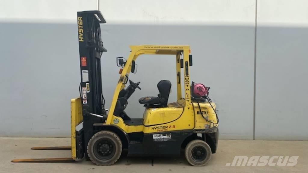 Hyster H2.5TX LPG trucks