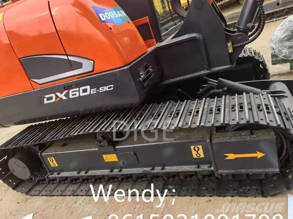 Doosan DX 60 Mini excavators < 7t