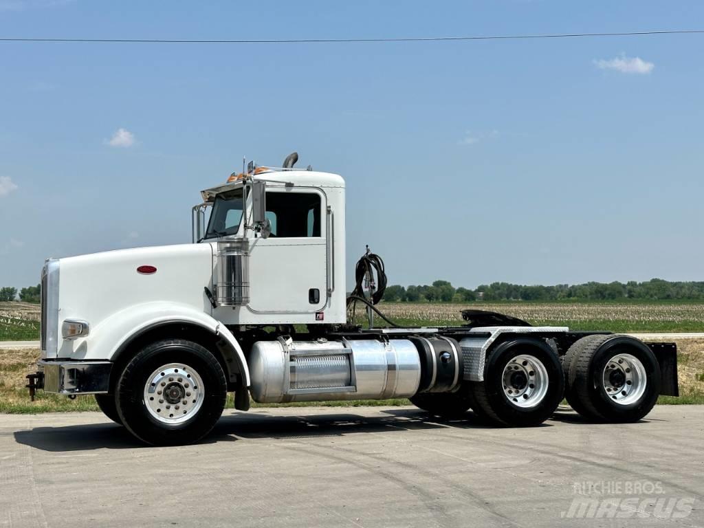 Peterbilt 367 Truck Tractor Units