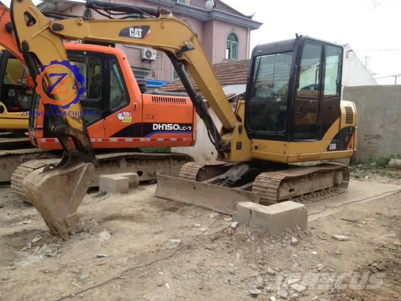 CAT 306 Mini excavators < 7t