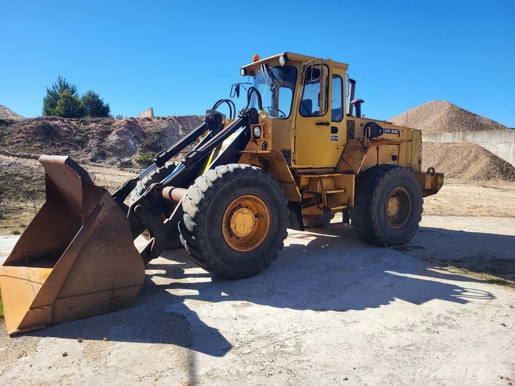  Cargadora volvo L90 Mini loaders