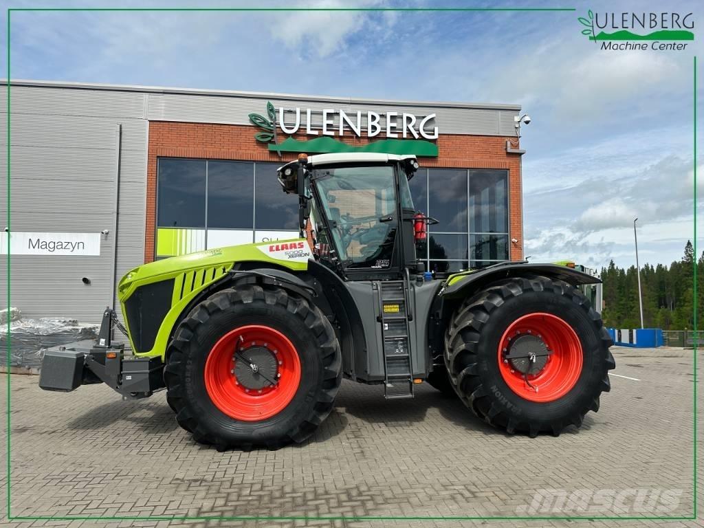 CLAAS Xerion 5000 Tractors