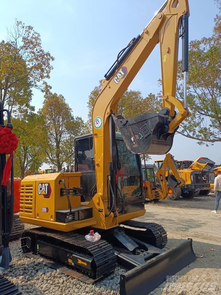 CAT 306 Mini excavators < 7t