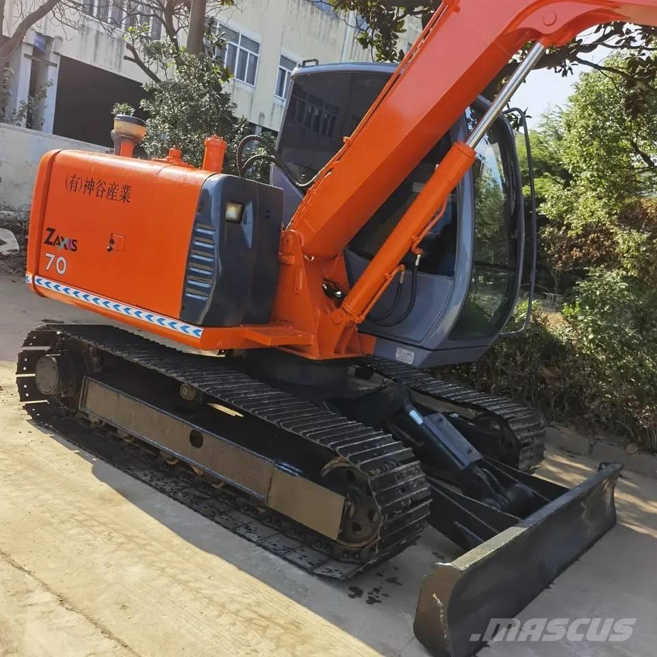 Hitachi ZX70 Midi excavators  7t - 12t
