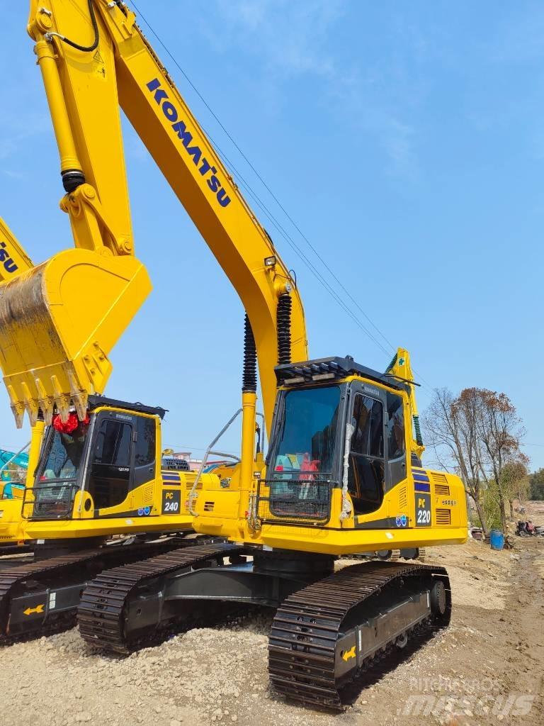 Komatsu PC 220 LC-8 Crawler excavators