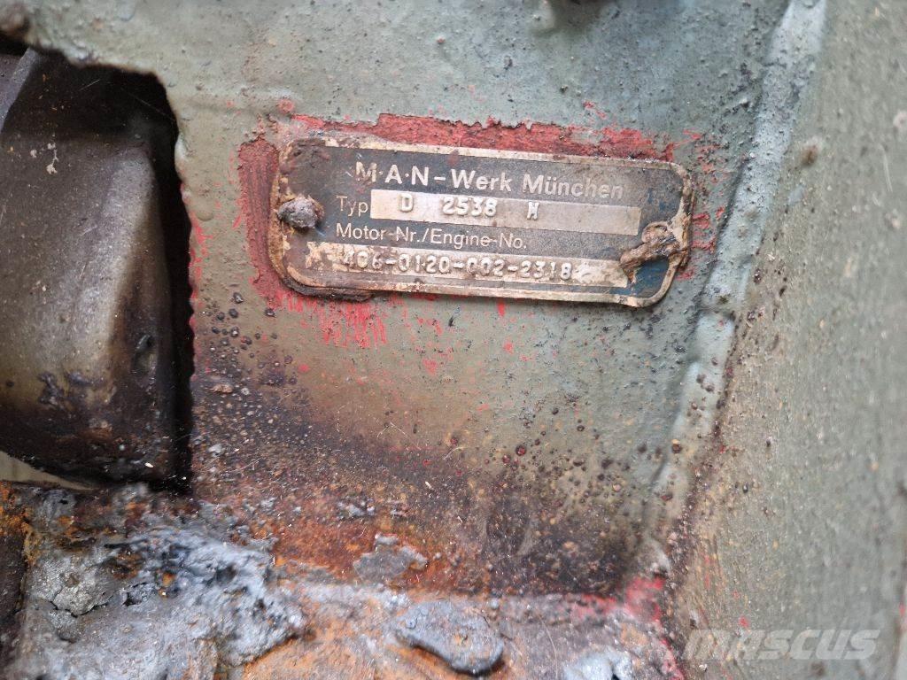 MAN D2538M Engines