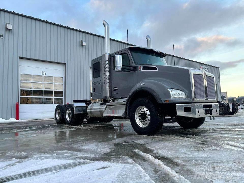 Kenworth T 880 Truck Tractor Units