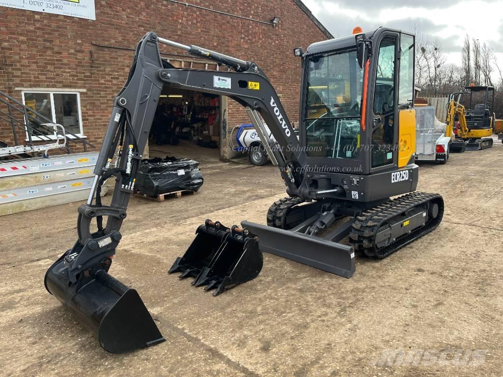 Volvo ECR 25 D Mini excavators < 7t