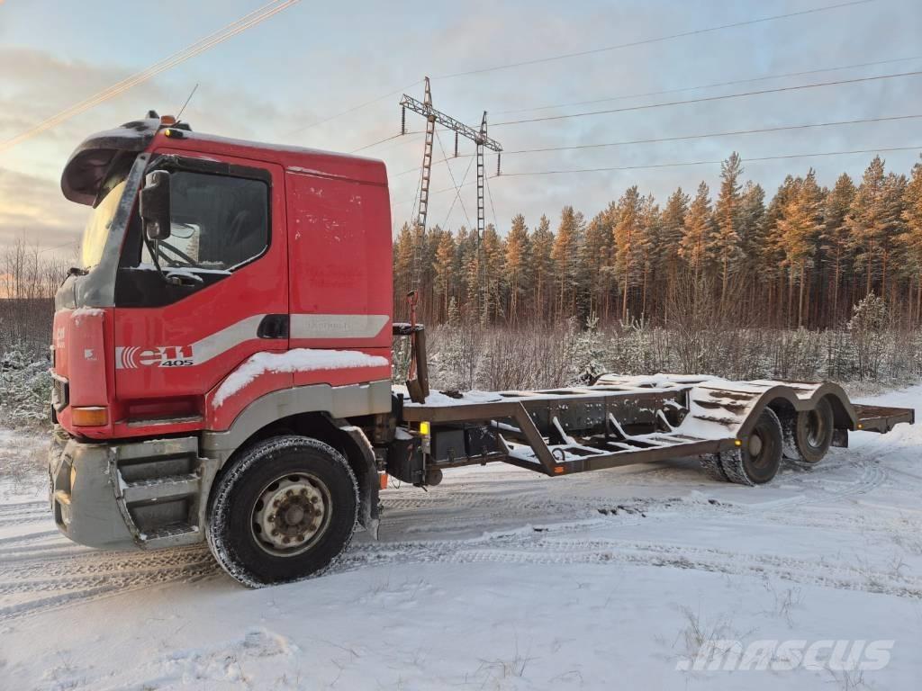Sisu E11 Forest machine transport trucks