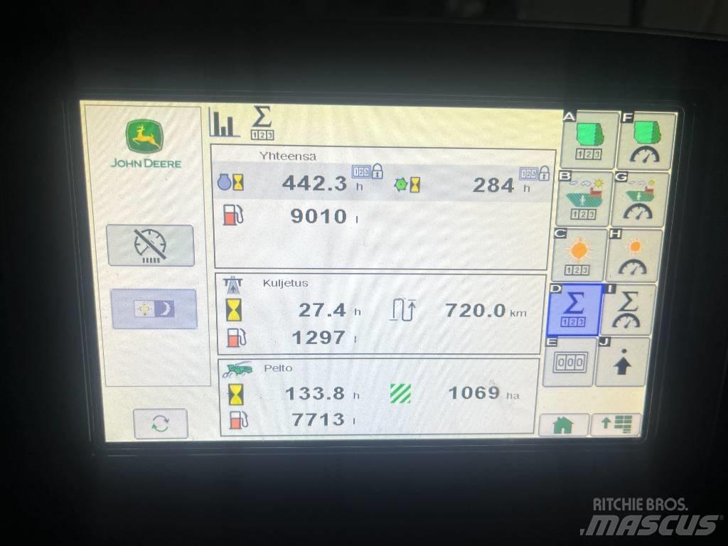 John Deere 9700i Self-propelled foragers