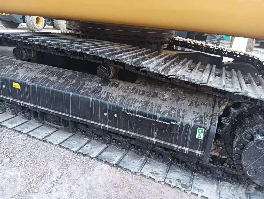 CAT 324 D2 L Midi excavators  7t - 12t