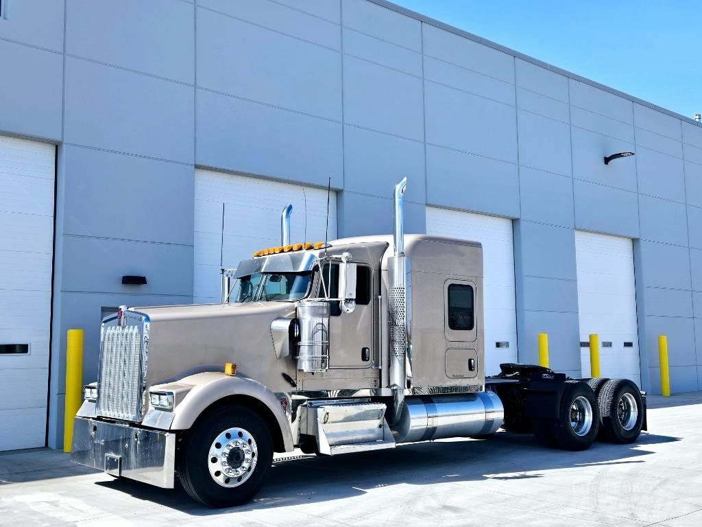 Kenworth W 900 Truck Tractor Units
