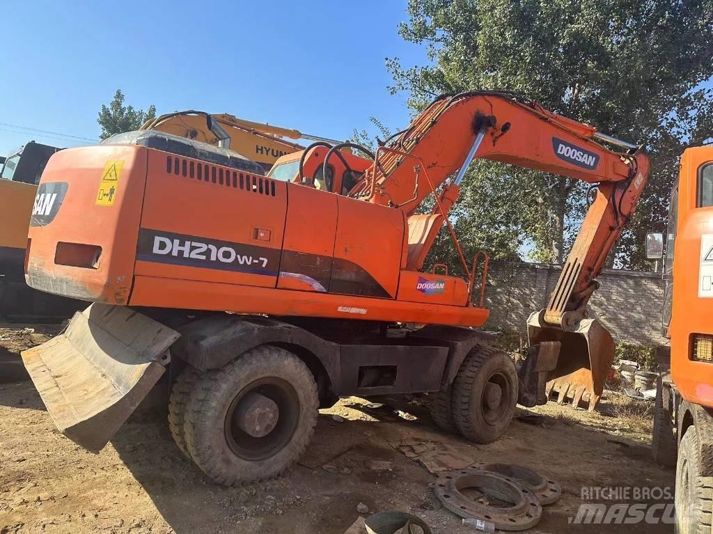 Doosan DH 210 W-7 Wheeled excavators