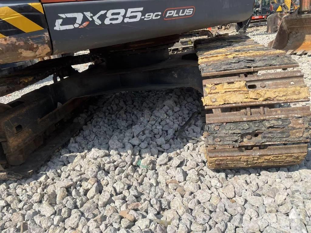 Doosan DX 85 Midi excavators  7t - 12t