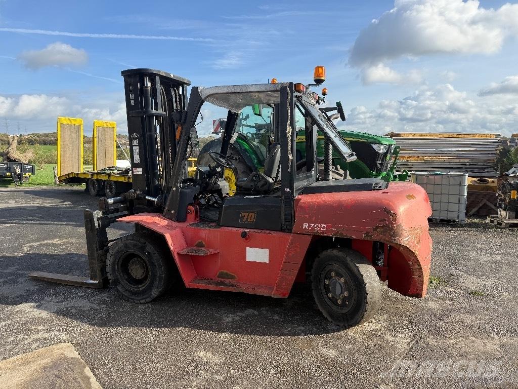 Hangcha CPCD 70 Diesel trucks