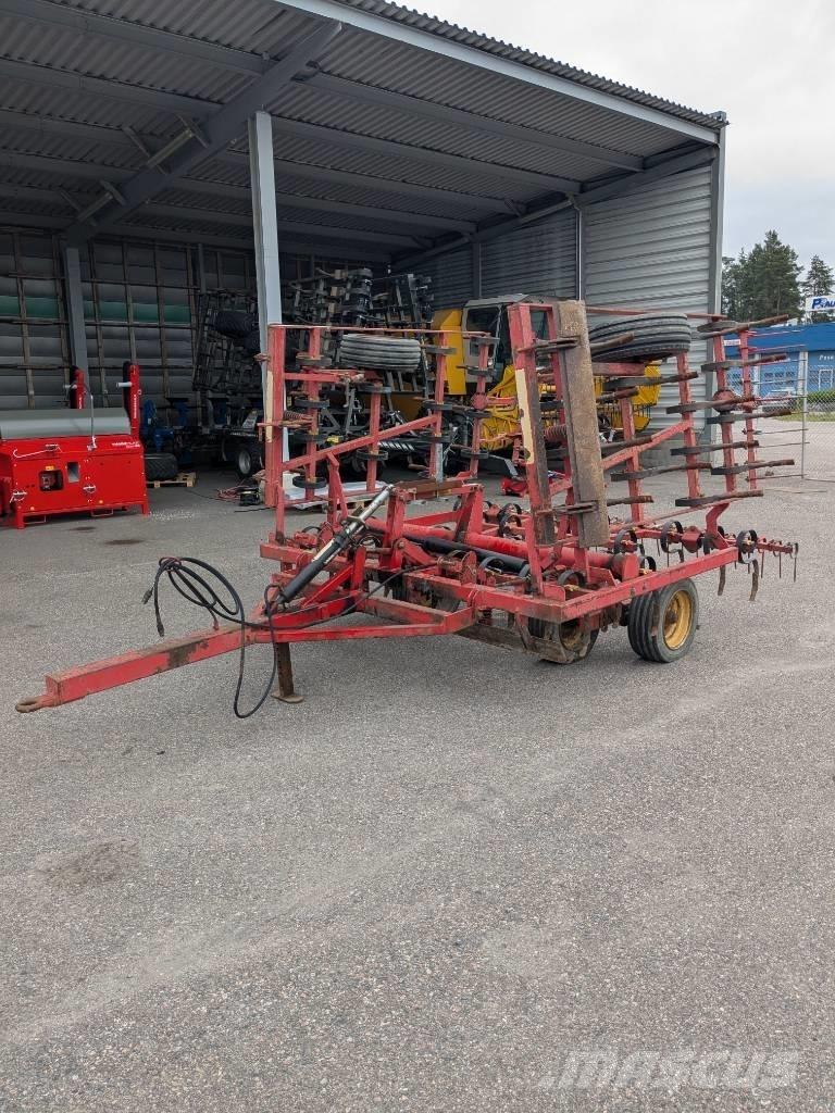 Väderstad NZ-500 Harrows