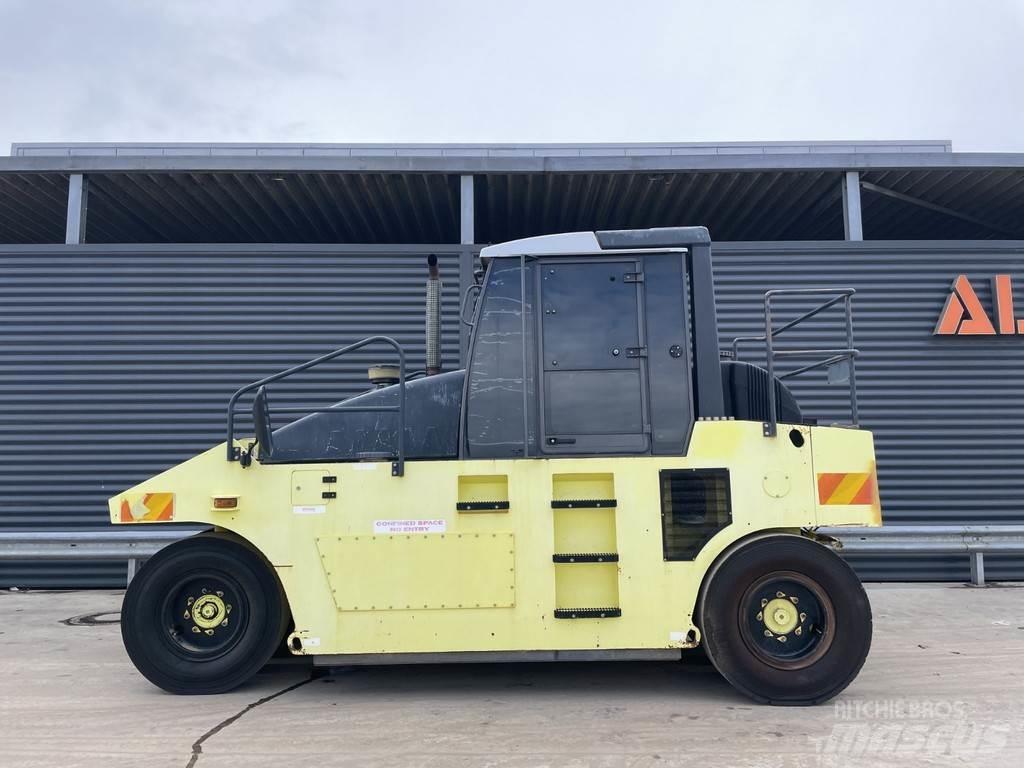 Ammann AP 240 Pneumatic tired rollers
