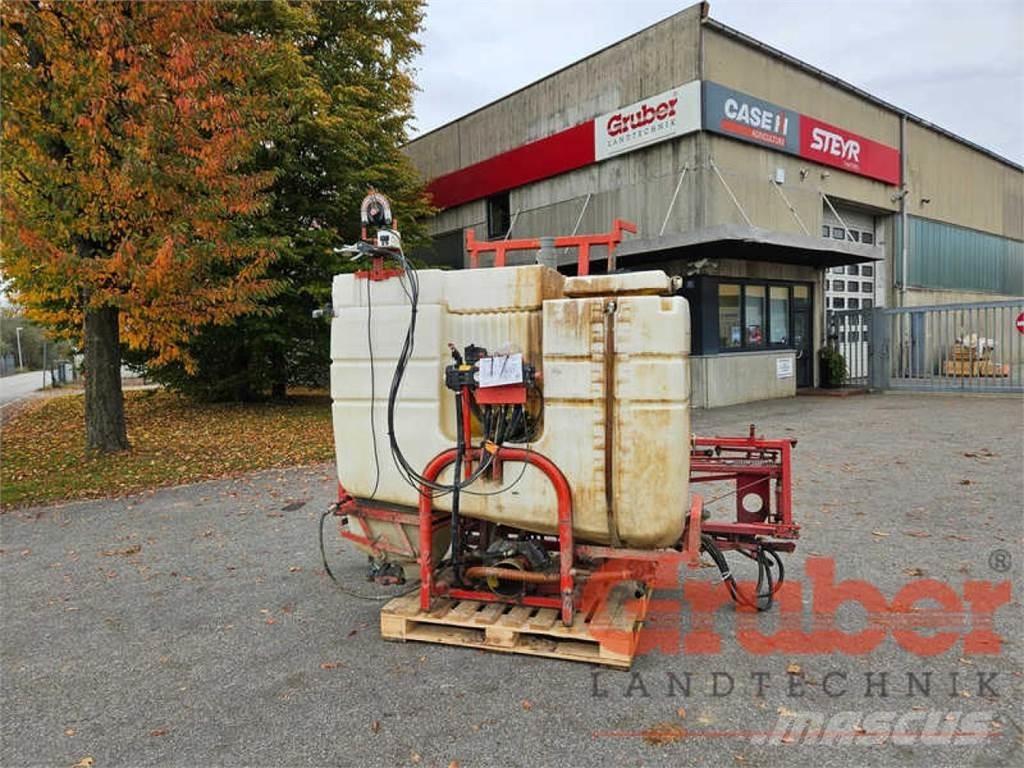 Holder IS 1000 Trailed sprayers