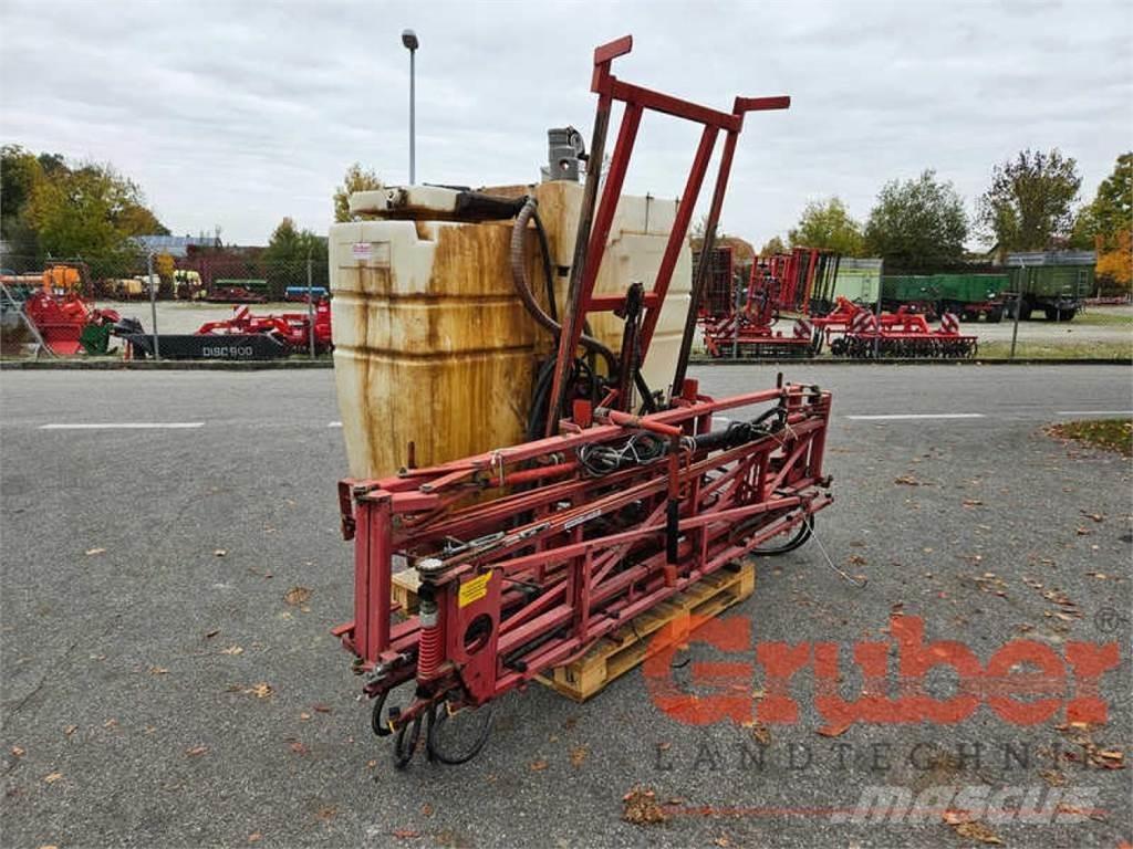 Holder IS 1000 Trailed sprayers