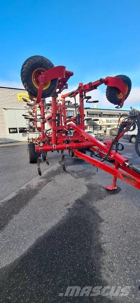 Väderstad SW560 Cultivators