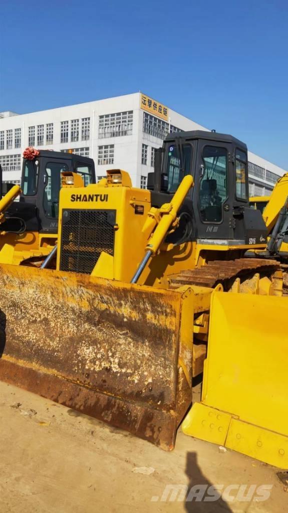Shantui SD 16 Crawler dozers