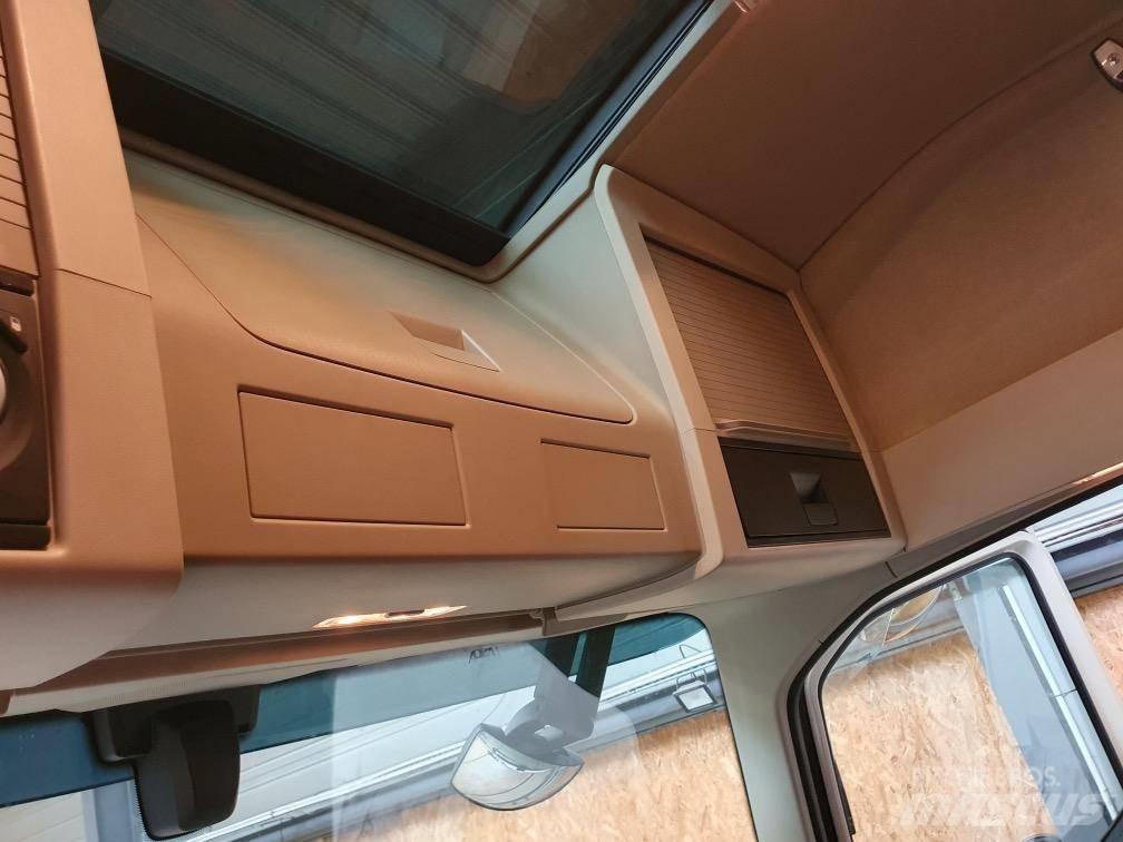 Volvo FH 500 Truck Tractor Units
