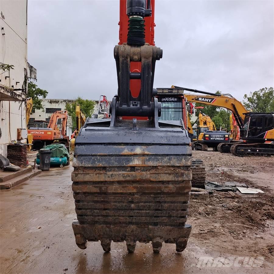 Doosan DX340LC Crawler excavators
