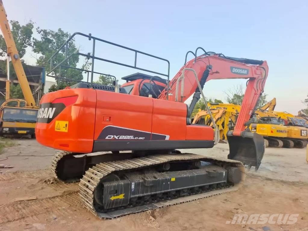 Doosan DX 225 LC-9C Crawler excavators