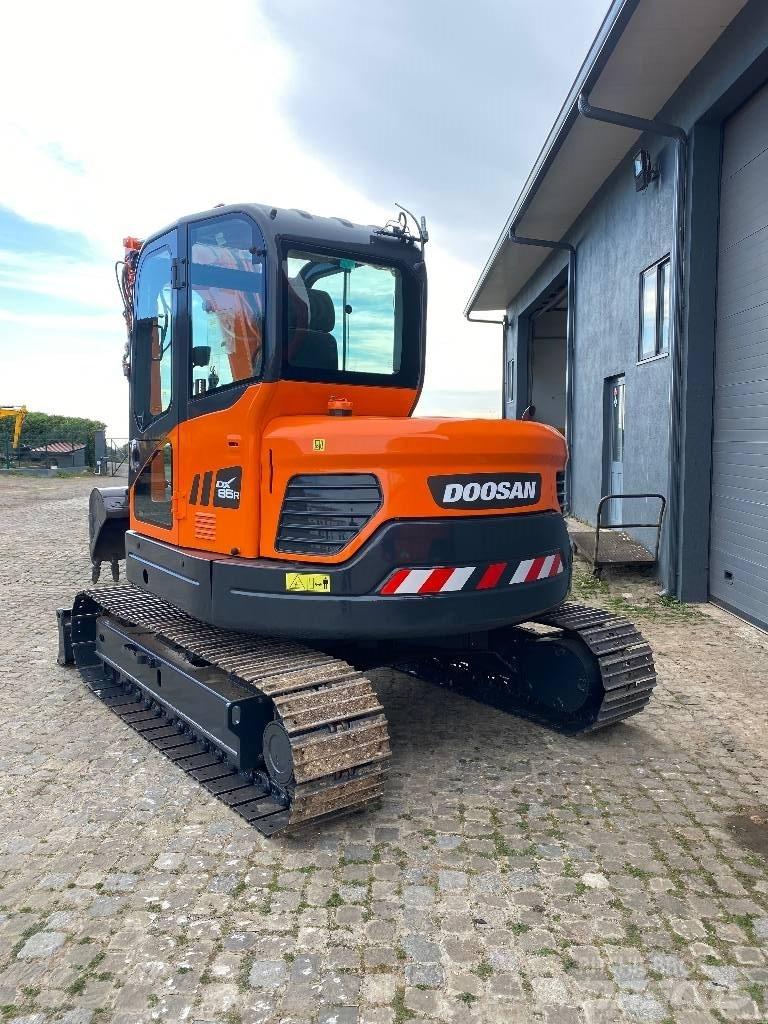 Doosan DX 85 R-3 Midi excavators  7t - 12t