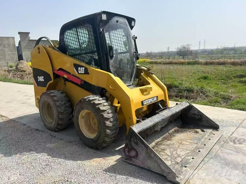 CAT 246 C Skid steer loaders
