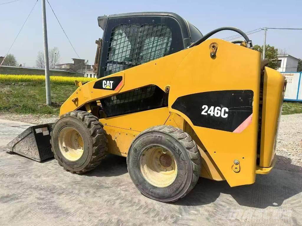 CAT 246 C Skid steer loaders