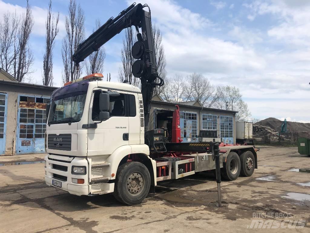 MAN 26.413 Demountable trucks