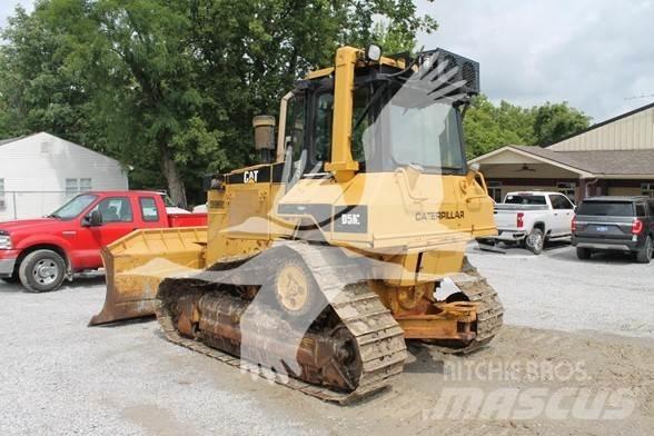 CAT D5M XL Crawler dozers